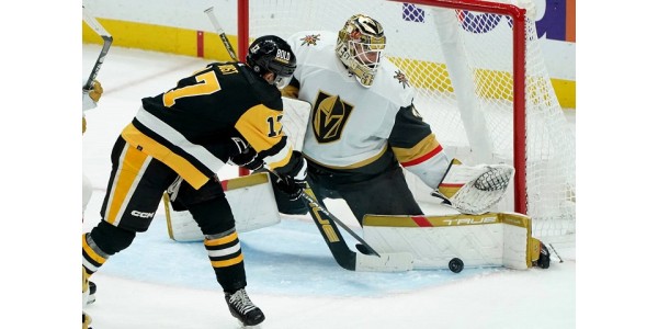 Pittsburgh Penguins si po porážce Vegas Golden Knights udržuje první místo Pittsburgh Penguins si po porážce Vegas Golden Knights udržuje první místo